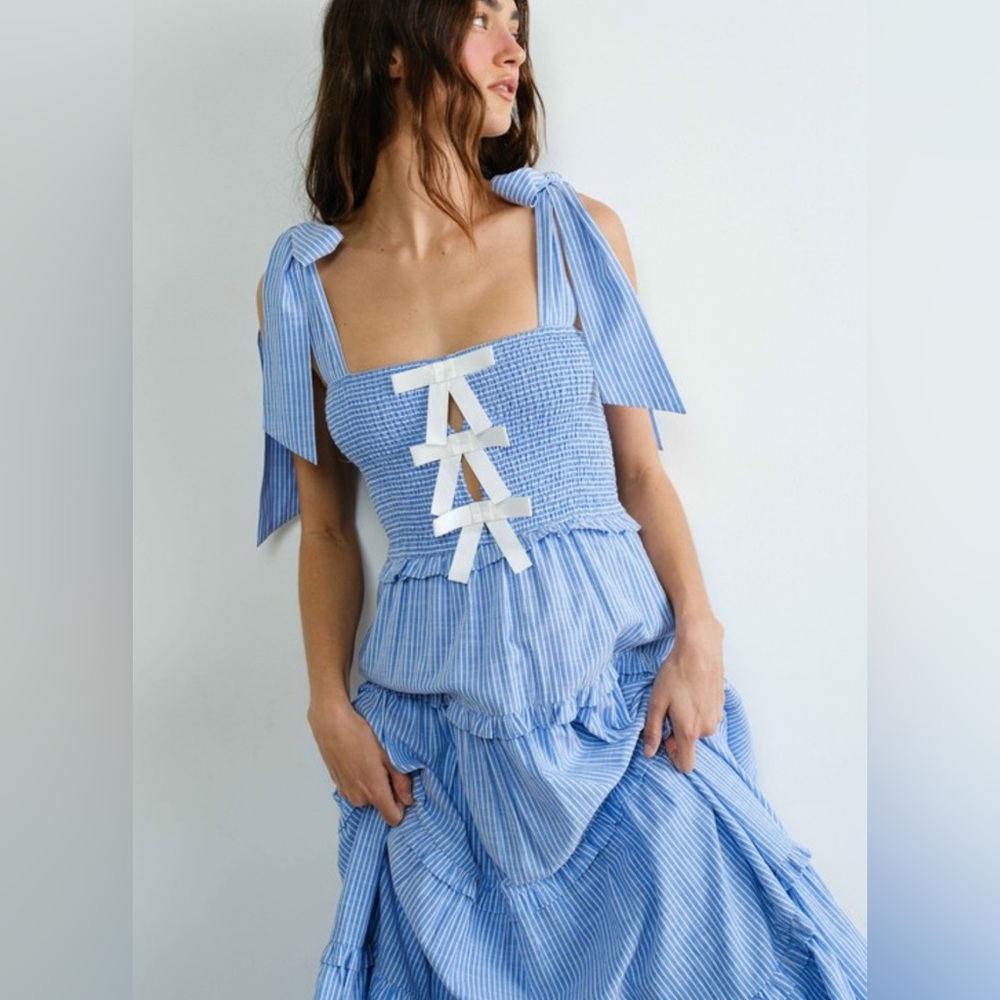 NWT Maxi Dress in blue with tie straps - Picture 3 of 7